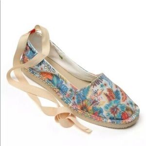 Origine Slim Lace-Up Espadrille